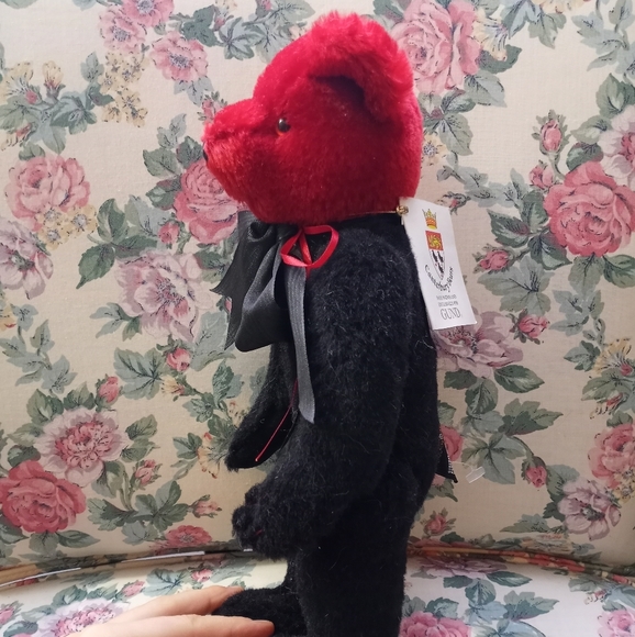 NWT Collectible 1992 Gund Bear - Picture 3 of 8